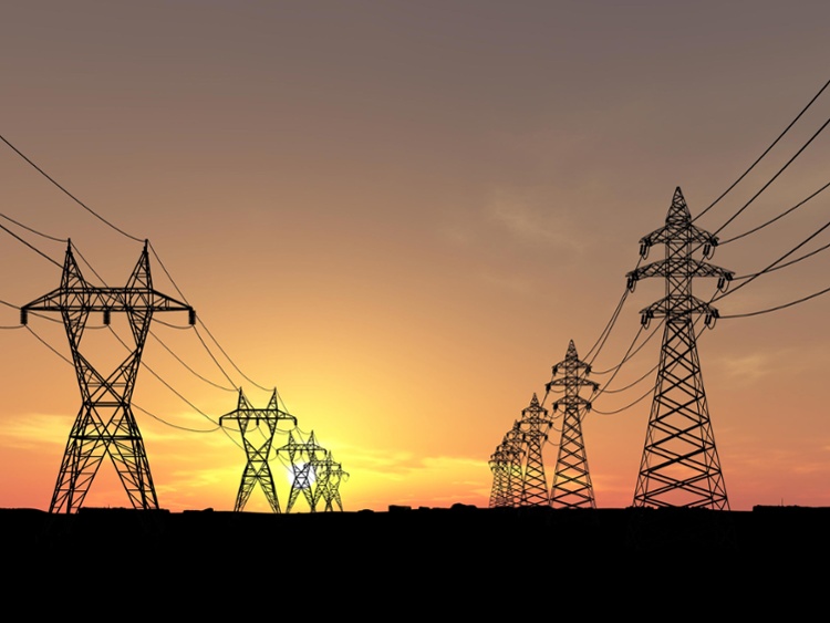 Proyecto, consideraciones y restricciones del sistema de transmisión de energía